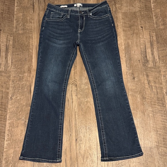 Vigoss Denim - Vigoss ‘Marley Bootcut’ Dark Blue Jeans with White Stitching - Size 15/32